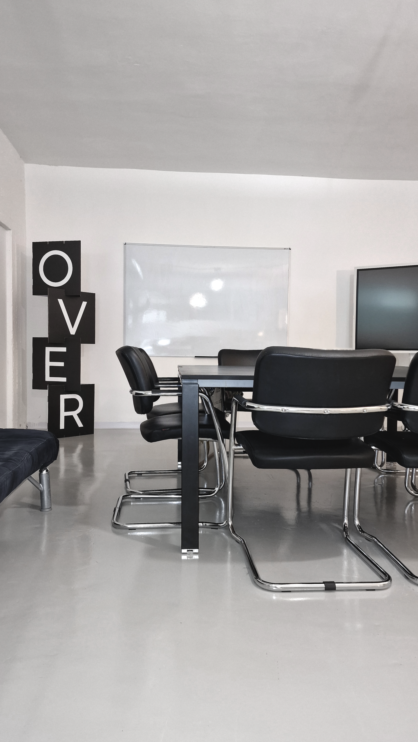 Sala riunioni del coworking OverSpace